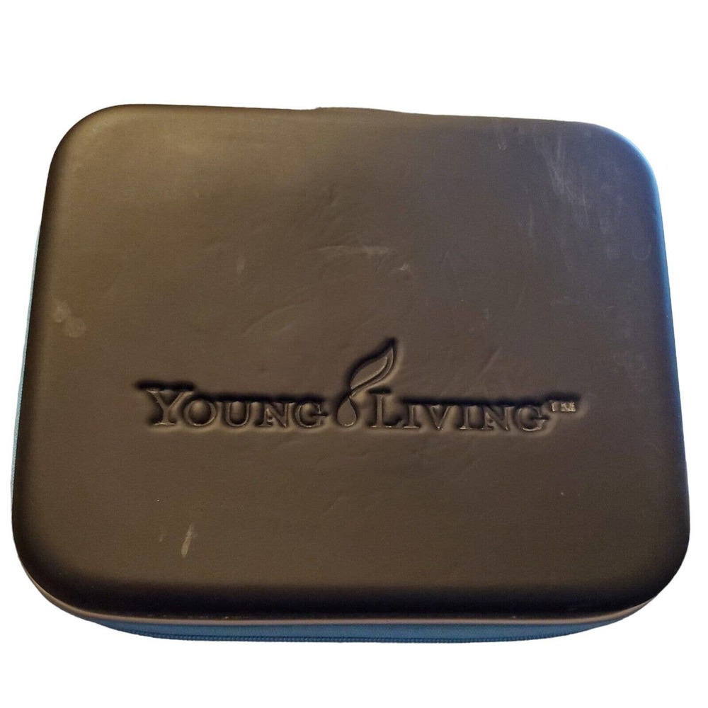 Young Living Carrying Case/Organizer For 30 Oil Bottles